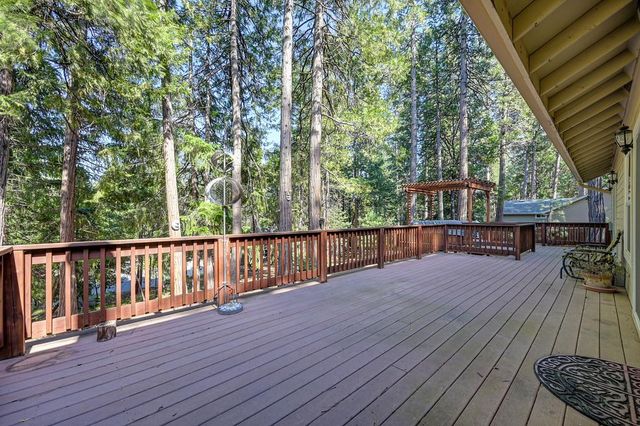 25917 Mount Misery Ln, Pioneer, CA 95666