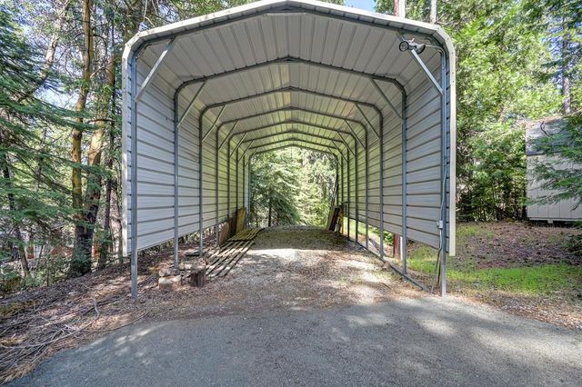 25917 Mount Misery Ln, Pioneer, CA 95666