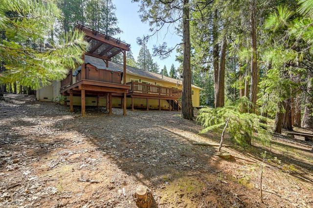 25917 Mount Misery Ln, Pioneer, CA 95666