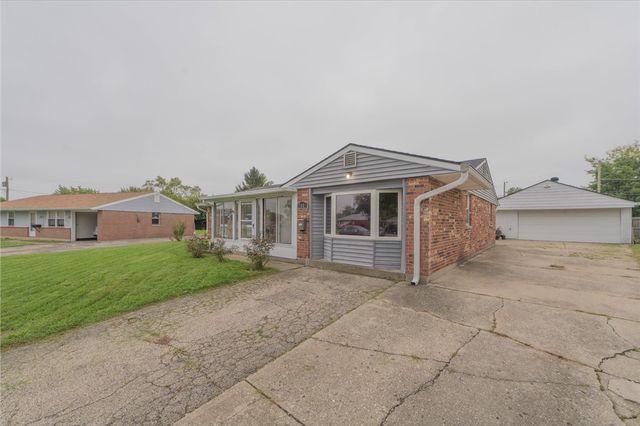 7803 Redbank Lane, Huber Heights, OH 45424