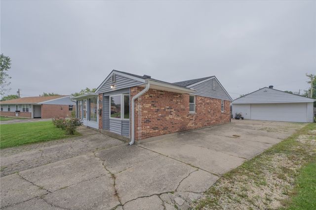 7803 Redbank Lane, Huber Heights, OH 45424
