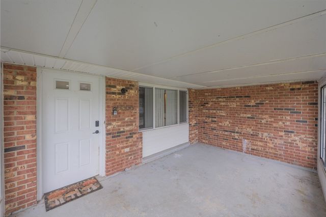 7803 Redbank Lane, Huber Heights, OH 45424