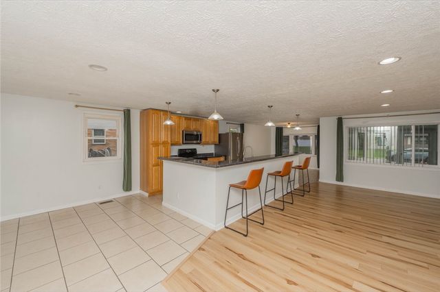 7803 Redbank Lane, Huber Heights, OH 45424