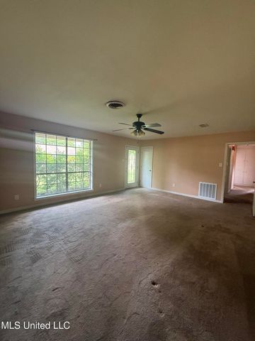 104 Mcgregor Way, Natchez, MS 39120