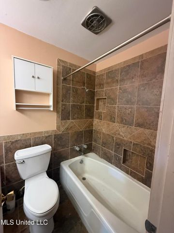 104 Mcgregor Way, Natchez, MS 39120