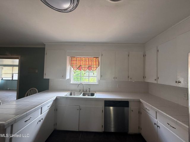 104 Mcgregor Way, Natchez, MS 39120