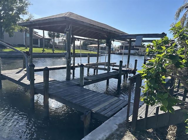 710 EAGLE LANE, Apollo Beach, FL 33572