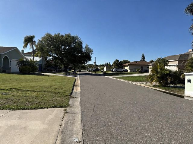 710 EAGLE LANE, Apollo Beach, FL 33572