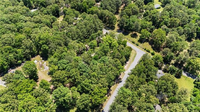 16 Two Run Crossing NW, Cartersville, GA 30120