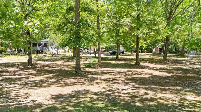 16 Two Run Crossing NW, Cartersville, GA 30120