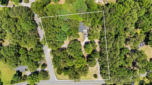 16 Two Run Crossing NW, Cartersville, GA 30120