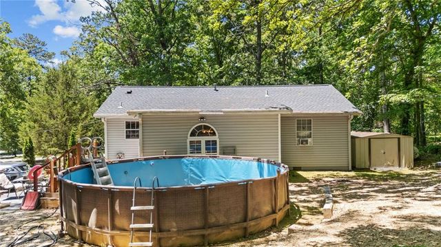 16 Two Run Crossing NW, Cartersville, GA 30120
