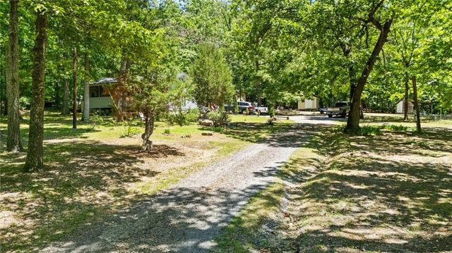 16 Two Run Crossing NW, Cartersville, GA 30120