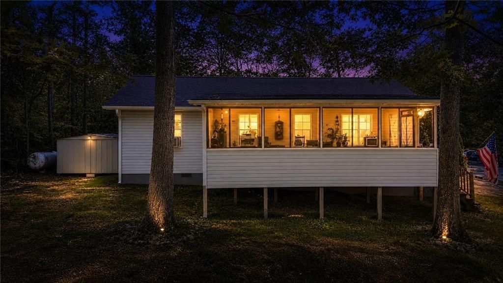 16 Two Run Crossing NW, Cartersville, GA 30120