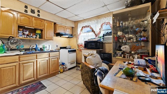 414 Market Street, Paterson, NJ 07501