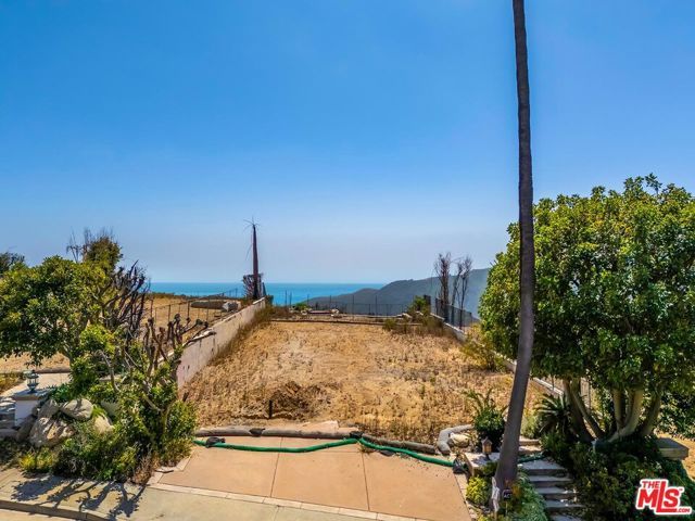 1626 Chastain, Pacific Palisades (los Angeles), CA 90272