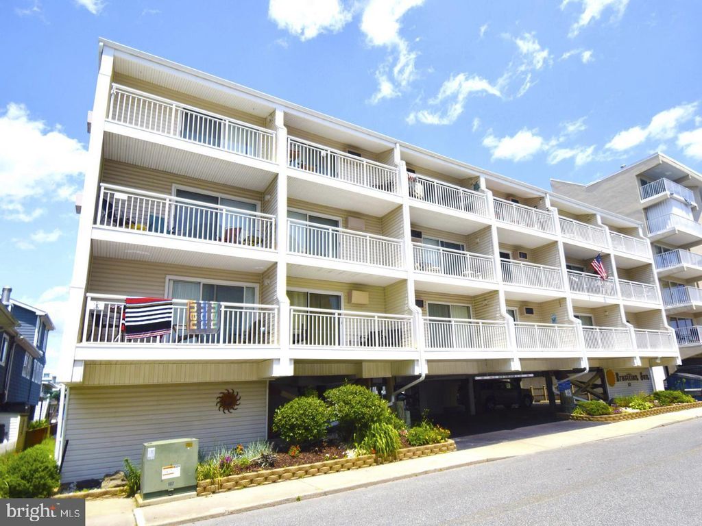 12 77TH ST #103, Ocean City, MD 21842