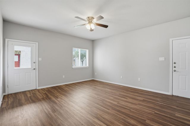 514 E Hazelwood Street B, Princeton, TX 75407