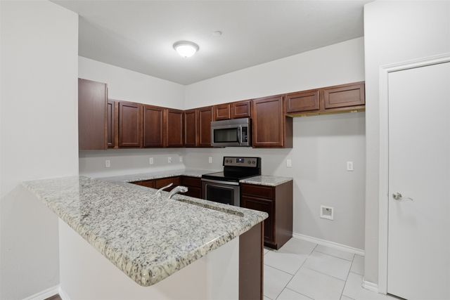 514 E Hazelwood Street B, Princeton, TX 75407