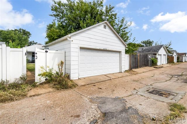 5224 Potomac Street, St Louis, MO 63139