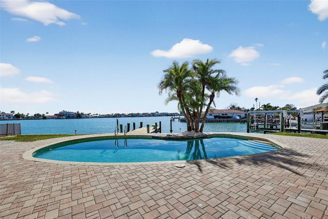 5840 BALAO WAY S, St Pete Beach, FL 33706