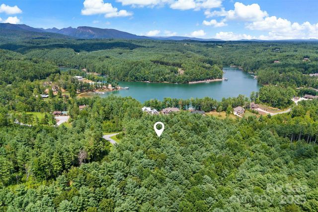 365 Peninsula Reserve Road 25, Nebo, NC 28761