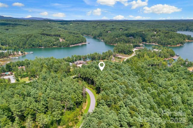 365 Peninsula Reserve Road 25, Nebo, NC 28761