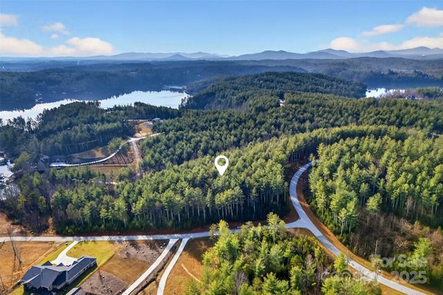 365 Peninsula Reserve Road 25, Nebo, NC 28761