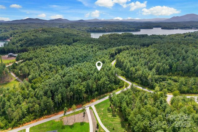 365 Peninsula Reserve Road 25, Nebo, NC 28761