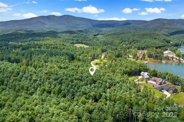 365 Peninsula Reserve Road 25, Nebo, NC 28761