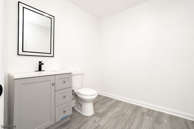 131 Lindsley Pl, East Orange City, NJ 07018