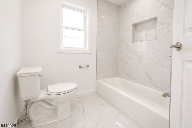 131 Lindsley Pl, East Orange City, NJ 07018