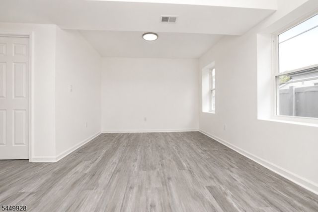 131 Lindsley Pl, East Orange City, NJ 07018