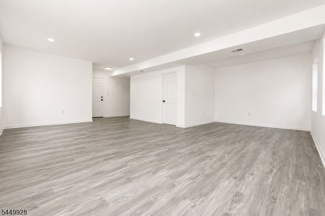 131 Lindsley Pl, East Orange City, NJ 07018