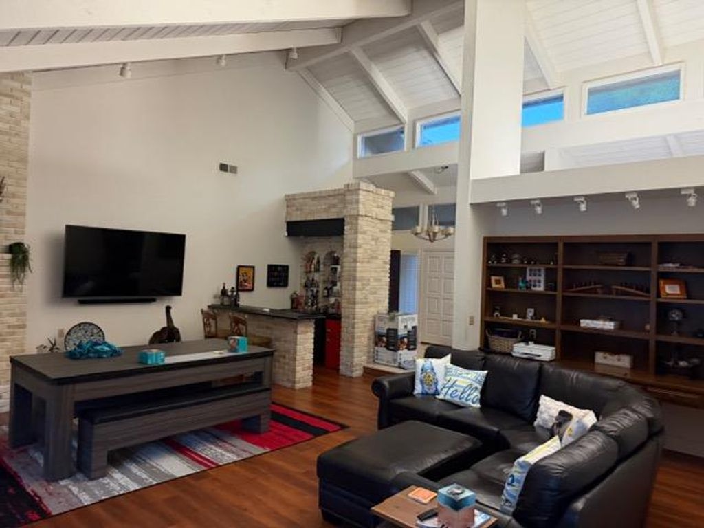 Image 13 of property listing at 3782 W Locust Avenue, Fresno, CA 93711
