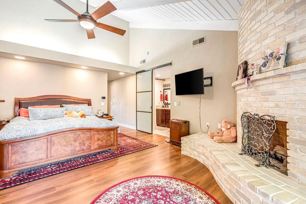Image 27 of property listing at 3782 W Locust Avenue, Fresno, CA 93711