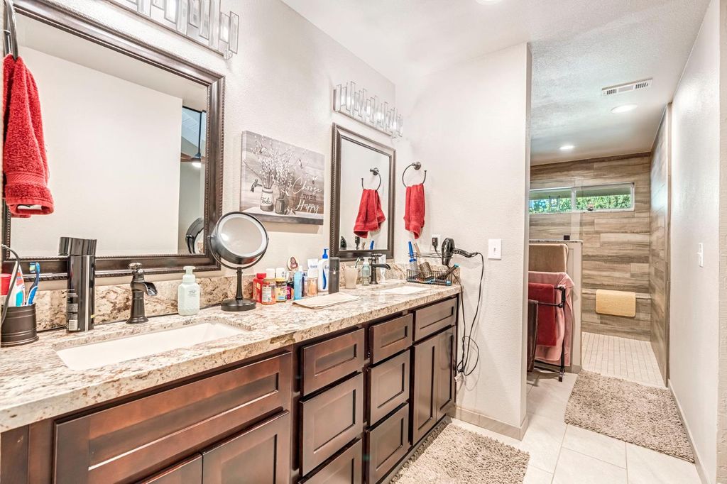 Image 28 of property listing at 3782 W Locust Avenue, Fresno, CA 93711