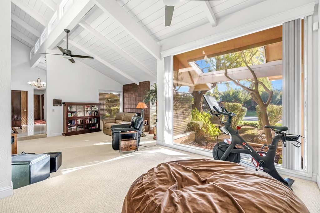 Image 5 of property listing at 3782 W Locust Avenue, Fresno, CA 93711