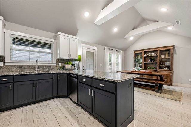 313 N Tacoma Street, Farmington, AR 72730