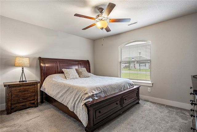 313 N Tacoma Street, Farmington, AR 72730