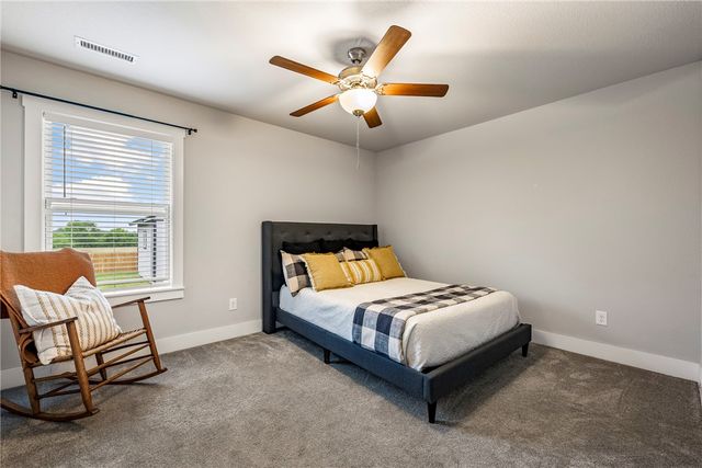 313 N Tacoma Street, Farmington, AR 72730