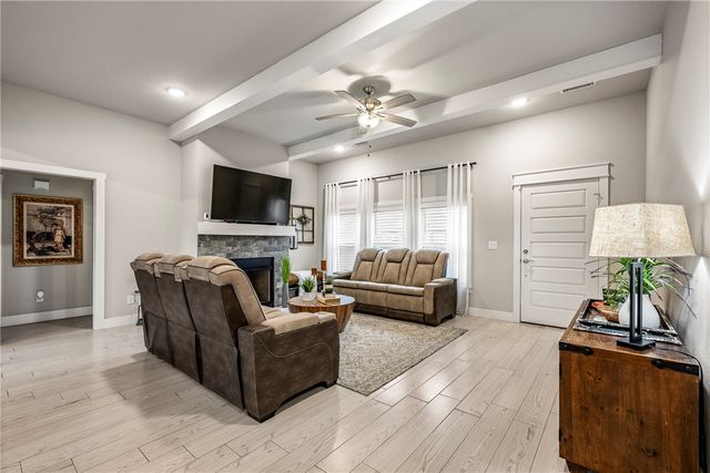 313 N Tacoma Street, Farmington, AR 72730