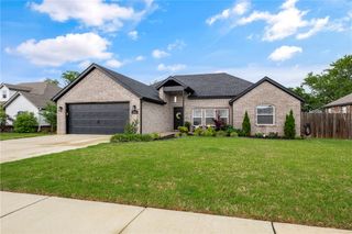 313 N Tacoma Street, Farmington, AR 72730