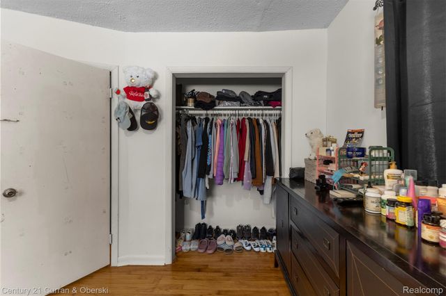 19166 Bentler Street, Detroit, MI 48219