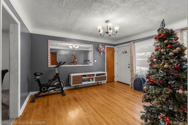 19166 Bentler Street, Detroit, MI 48219