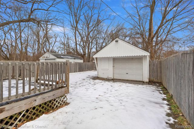 19166 Bentler Street, Detroit, MI 48219