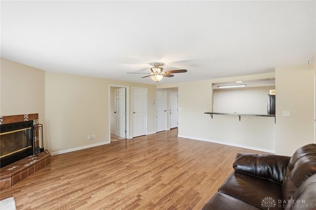 6824 Laurelview Drive, Huber Heights, OH 45424