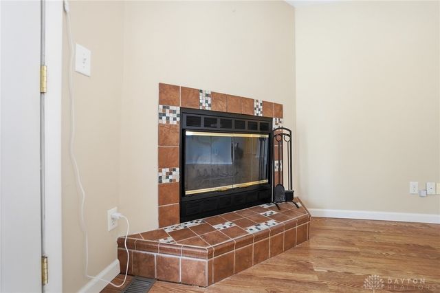 6824 Laurelview Drive, Huber Heights, OH 45424