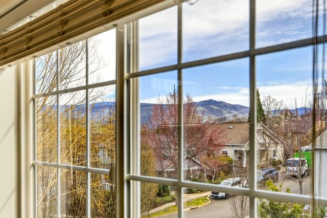 485 Larkspur Lane, Ashland, OR 97520