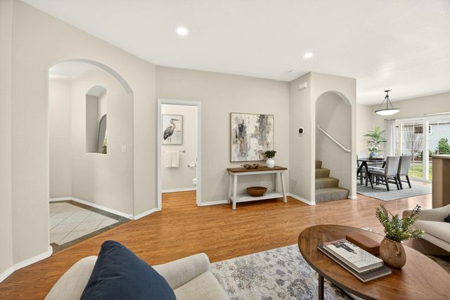 485 Larkspur Lane, Ashland, OR 97520